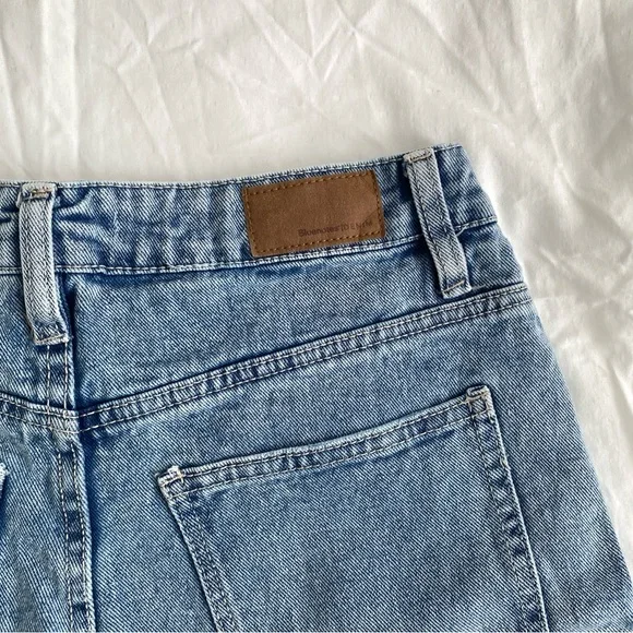 Low Rise Jorts - Picture 5 of 5